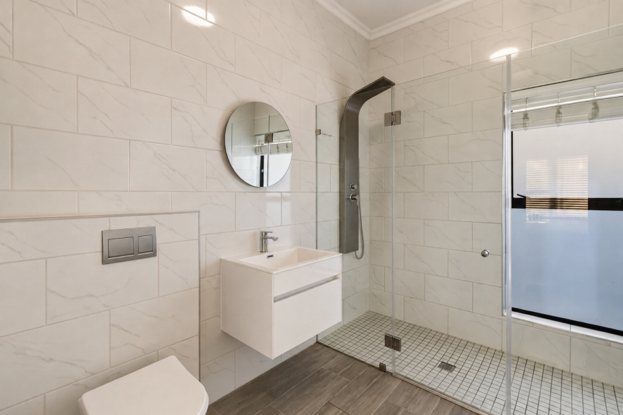 3 Bedroom Property for Sale in Aan de Wijnlanden Western Cape
